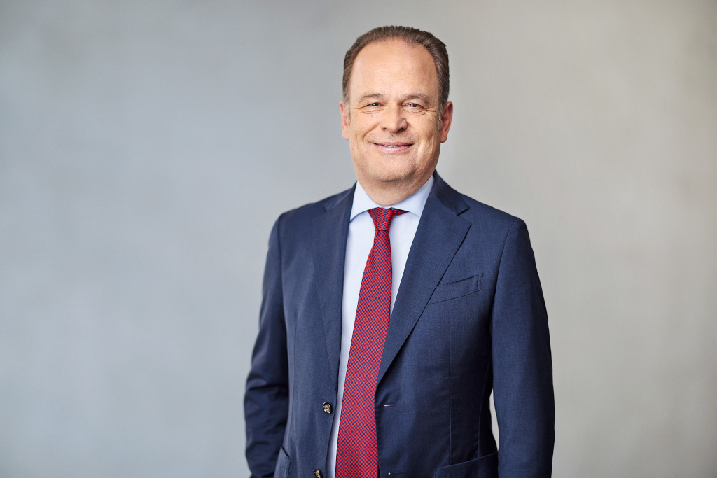 georg-oeller-pressebild-c-sebastian-linder-full-res georg-oeller-pressebild-c-sebastian-linder-full-res